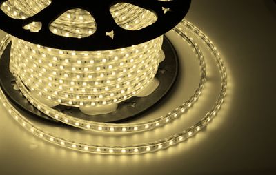 Лента светодиодная 220В, SMD2835, 4,8Вт/м, 60 LED/м, Теплый белый, 10х7мм, с кабелем питания,IP67 NEON-NIGHT