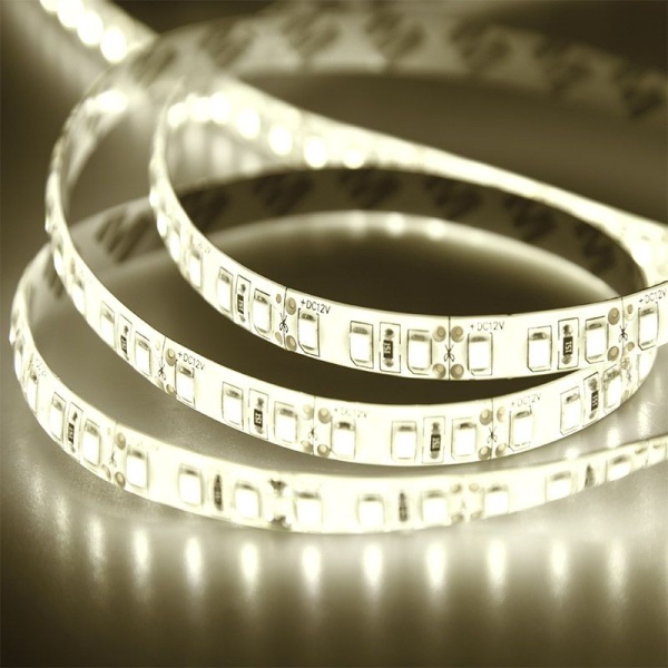 Лента светодиодная 12В, SMD2835, 19,2 Вт/м, 120 LED/м, 3000К, 10мм, 50м, IP65 LAMPER